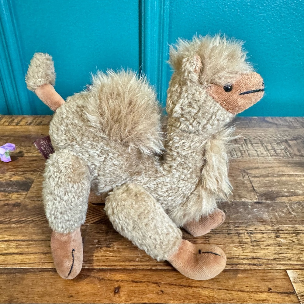 Ty beanie baby brown camel , does not have tag on his neck